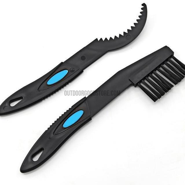 http://outdoorgoodstore.com/cdn/shop/products/Portable-Cycling-Bike-Chain-Cleaner-Brushes-Scrubber-Wash-Tool-Bicycle-Chain-Outdoor-Good-Store-A-7_b3fc3d11-dae6-4d16-8a81-207d72a18a8d_639x.jpg?v=1639036808